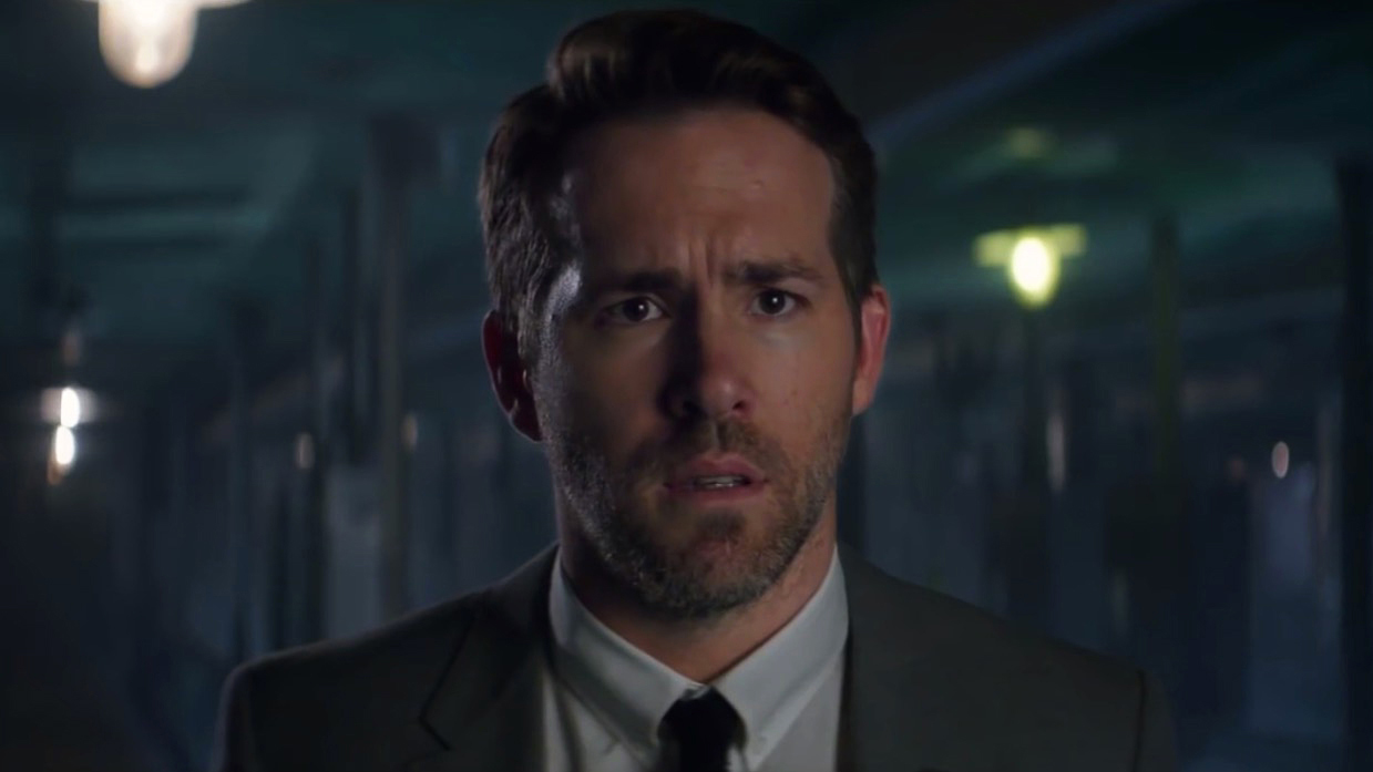 Ryan Reynolds Triangle Bermudes