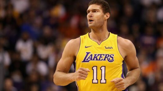 Brook Lopez signe aux Milwaukee Bucks !