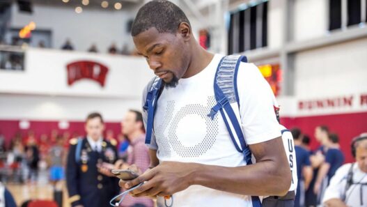 Kevin Durant s’embrouille avec un gamin de 17 piges sur insta