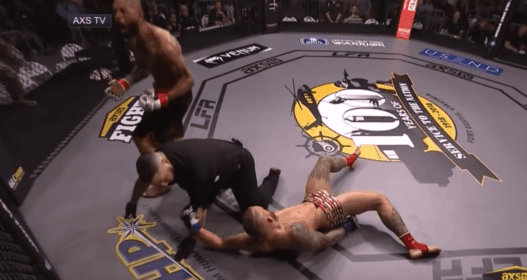 LFA 46 31 secondes 3 knockdowns