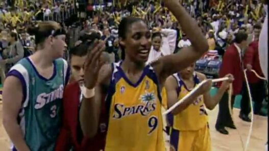 Lisa Leslie Dunk