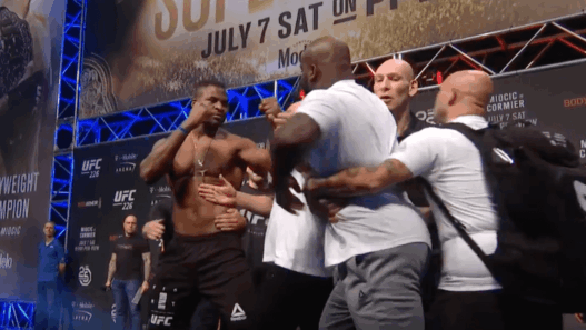 UFC 226 Francis Ngannou Derrick Lewis