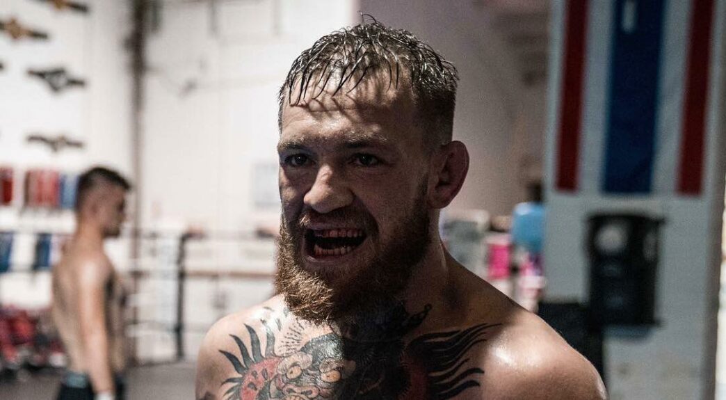 Conor McGregor s’attaque au père de Khabib Nurmagomedov