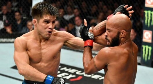 Henry Cejudo fait tomber Demetrious Johnson et prend la ceinture