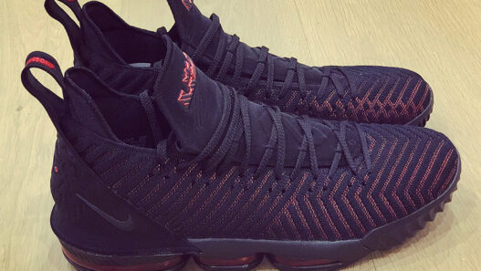 LeBron 16 - King James dévoile ses nouvelles signature shoes
