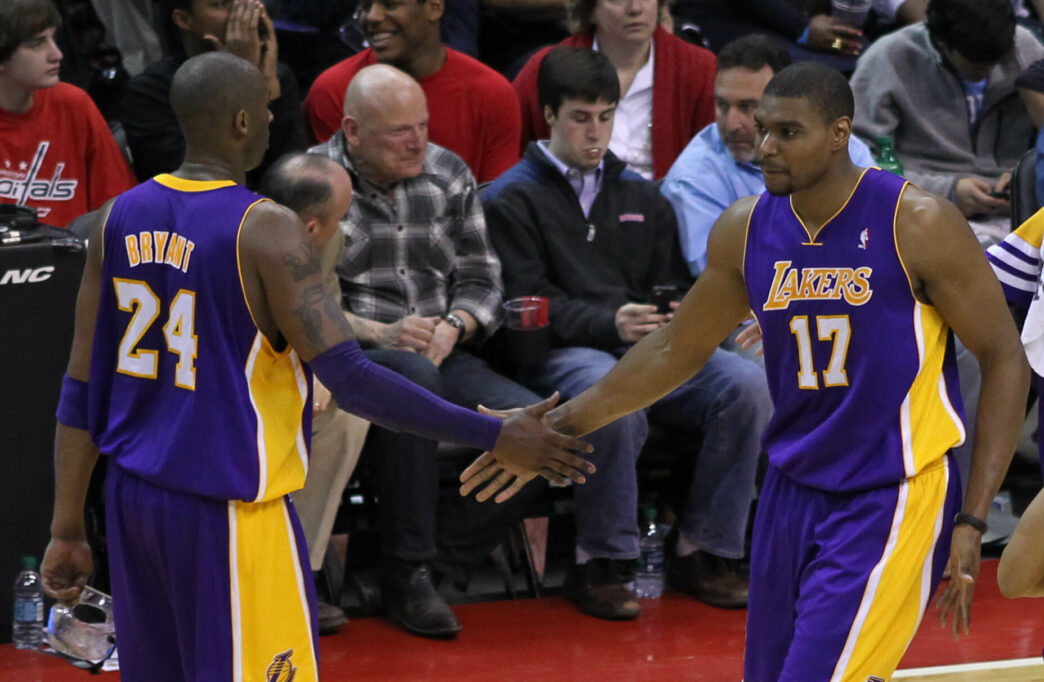 Andrew Bynum va tenter un comeback en NBA !