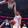 Boban Marjanovic claque le poster sans sauter, casse le panier