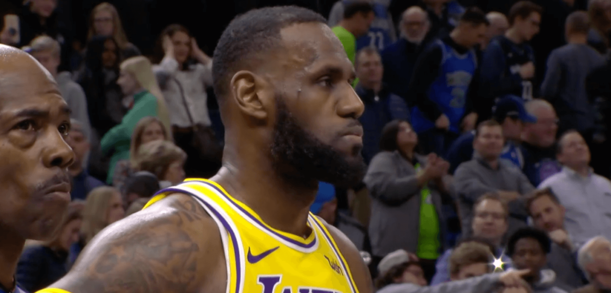 LeBron James Lakers Wolves