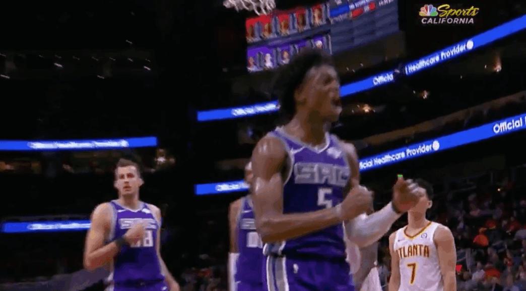 De’Aaron Fox claque un triple double historique, rejoint tranquillement LeBron James