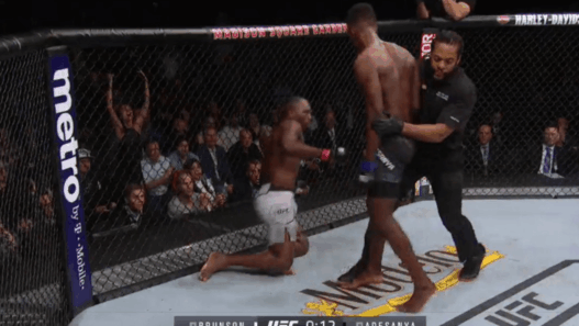 Israel Adesanya Derek Brunson