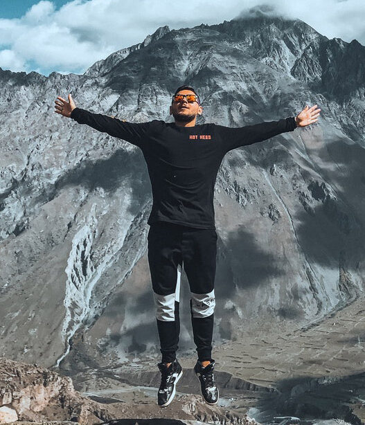 photo-1538721225586-7d20a0bc9654