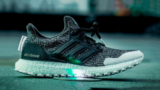 Adidas UltraBOOST Nights Watch