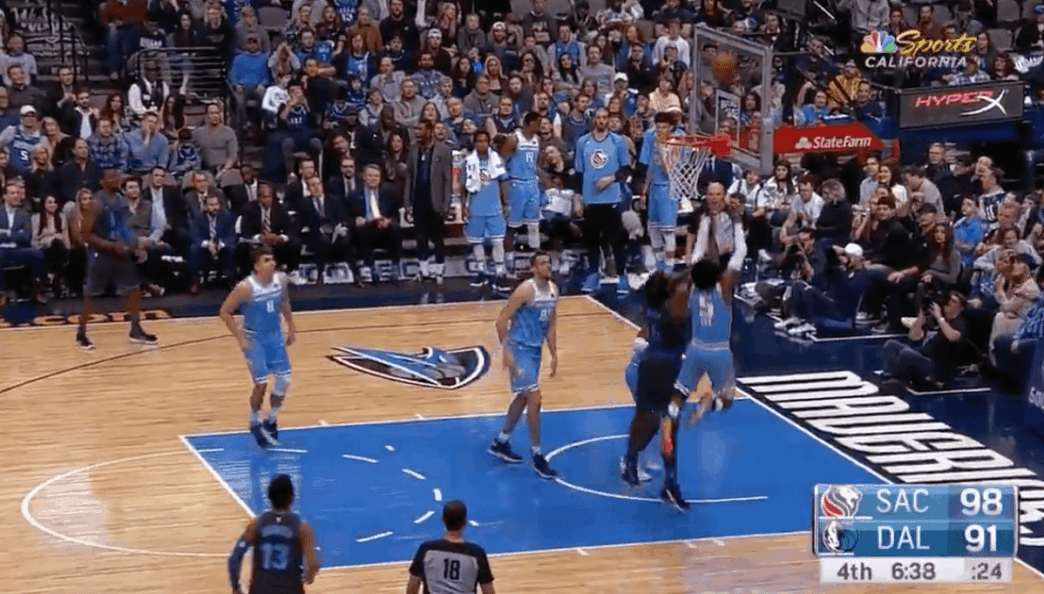 De Aaron Fox NBA Mavs