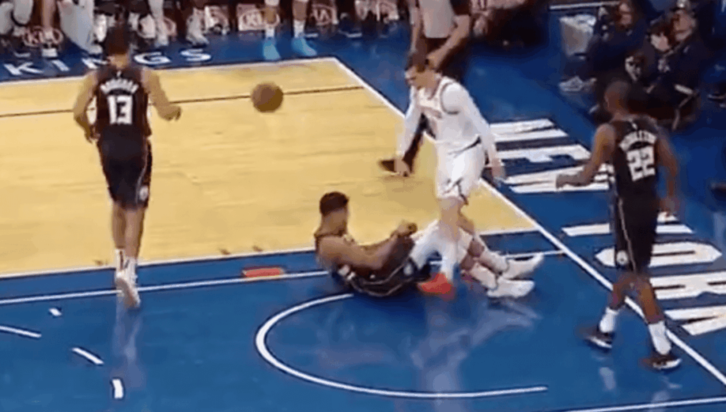 Mario Hezonja Giannis Antetokounmpo
