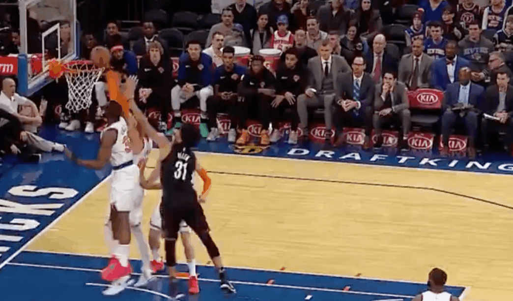 New York Knicks dunk