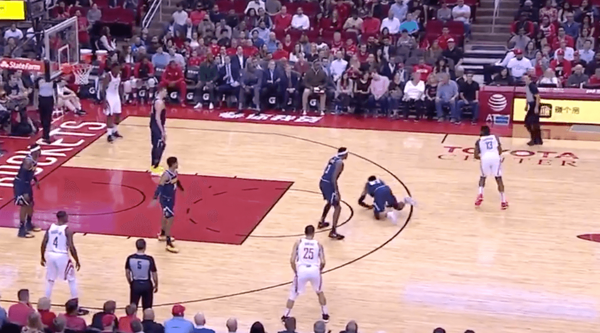 La séquence folle de James Harden Murray souillé, trois troispoints