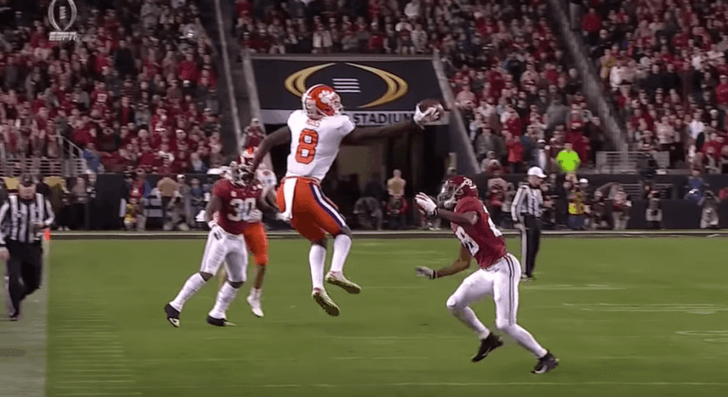 Une réception dingue, le titre, Justyn Ross, retenez bien ce nom