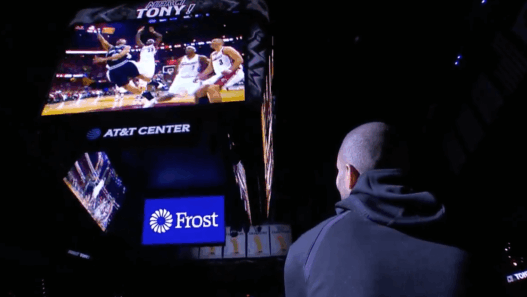 Tony Parker Spurs Charlotte Hornets