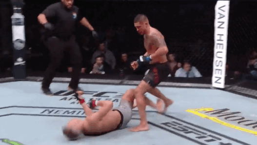 UFC Anthony Pettis KO Superman Punch Wonderboy