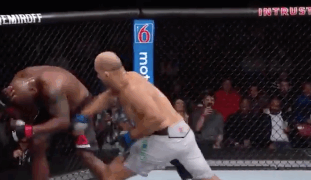 UFC Derrick Lewis vs Junior Dos Santos KO