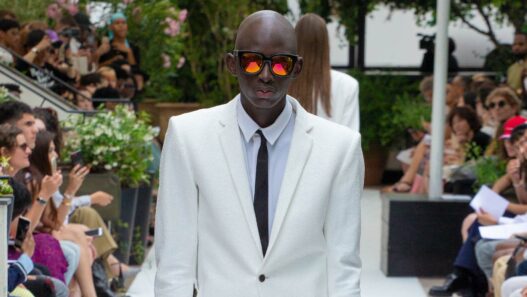 Rynshu : Une collection Printemps/Eté 2020 en l’honneur de la France pour la Fashion Week