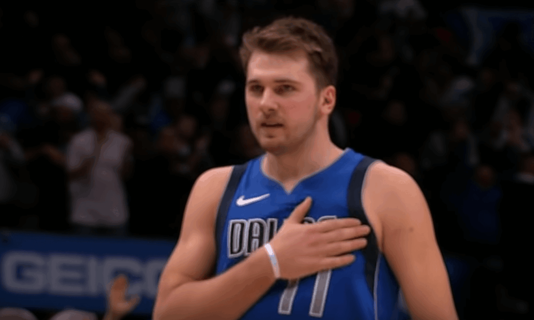 Luka Doncic en triple double à 40 points, historique et magnifique