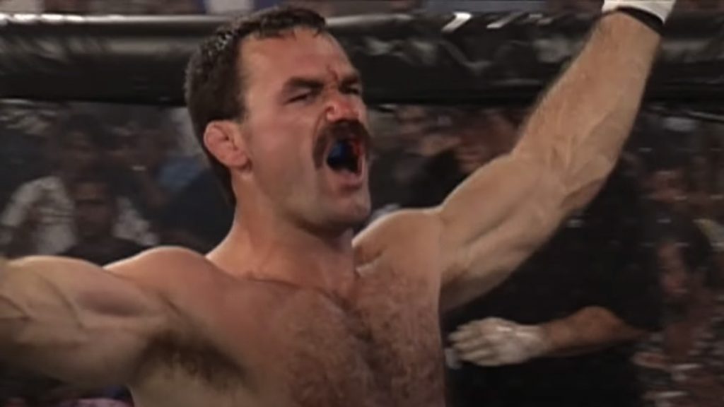 MMA Don Frye des poings, une moustache et des punchlines