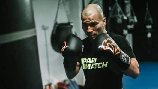 Artem Lobov workout