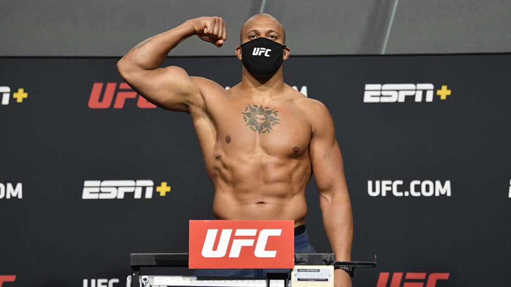 UFC Fight Night Rozenstruik v Gane: Weigh-Ins