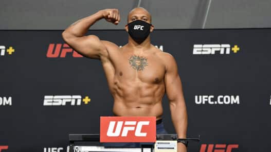 UFC Fight Night Rozenstruik v Gane: Weigh-Ins