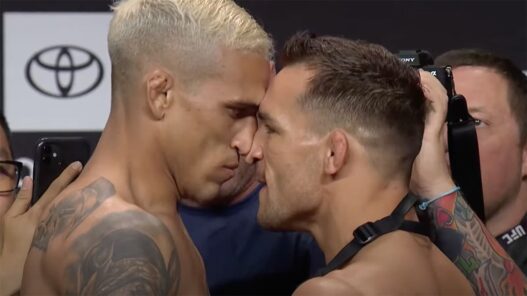 UFC 262 Charles Oliveira Michael Chandler