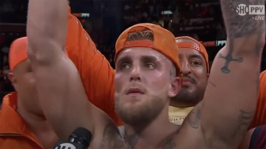 Jake Paul Tyron Woodley Reaction