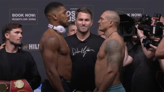 Anthony Joshua Oleksandr Usyk weigh ins