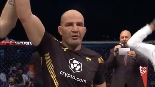 Jan Blachowciz Glover Teixeira UFC 267