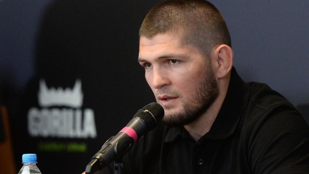 Khabib maintient ses propos sur les ring girls