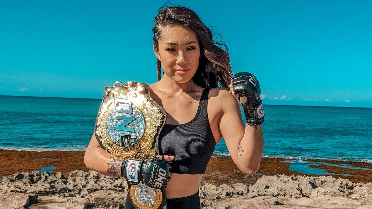 Angela Lee Veut Un Retour Début 2022 Pour Défendre Son Titre Atomweight