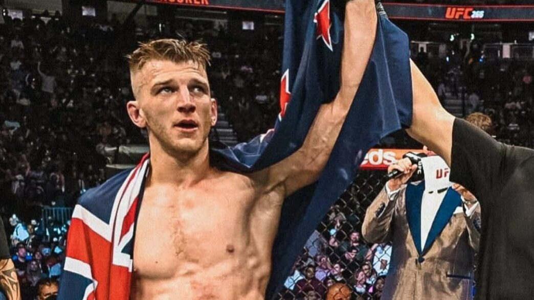Dan Hooker Featherweight