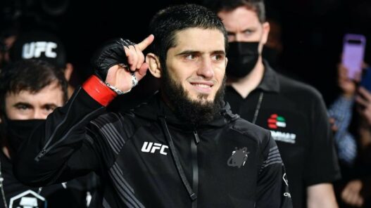 Islam Makhachev Beneil Dariush Annonce