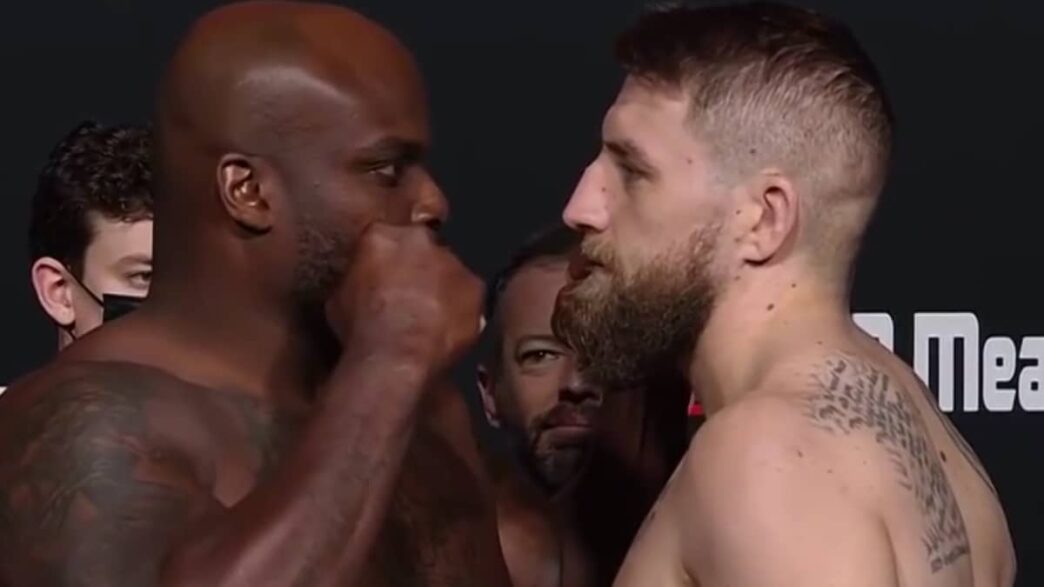 Chris Daukaus avant Derrick Lewis