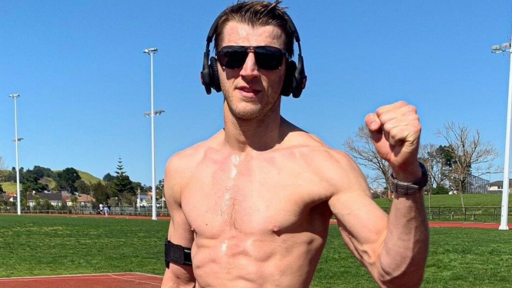 dan hooker reclame brian ortega featherweight