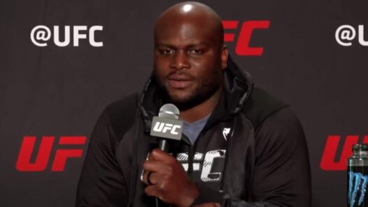 Derrik Lewis Policier Chris Daukaus