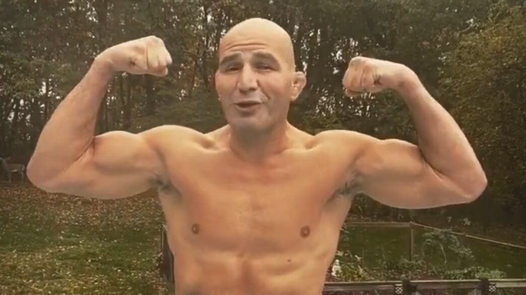 Glover Teixeira King Mo Camp