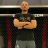 Jose Aldo avant Rob Font