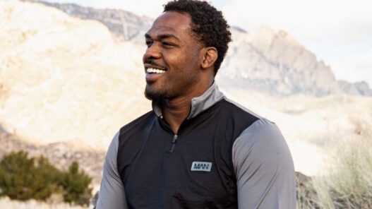 Jones de retour en 2022 ufc