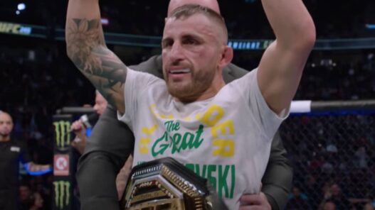 Alexander Volkanovski Korean Zombie