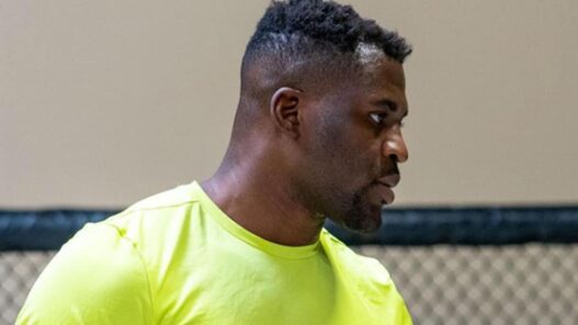 Francis Ngannou, émotionnel avant l'UFC 270 ?
