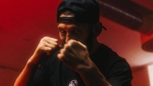 khamzat chimaev avertit stephen thompson