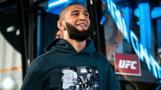 Khamzat Chimaev vs Gilbert Burns