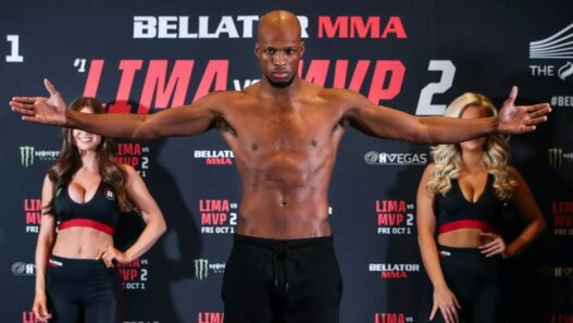 Michael Page vs Yaroslav Amosov