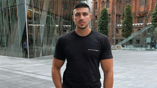 Tommy Fury Jake Paul